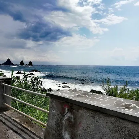 La Pupitta Holiday Vakantiehuis Aci Castello